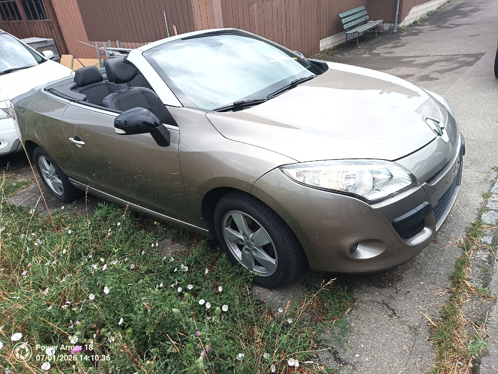 Renault Automobili: Renault Megane CC Cabriolet, Benzin, ab Platz  – Usato da Bargen SH venduto da sti_drf8 3