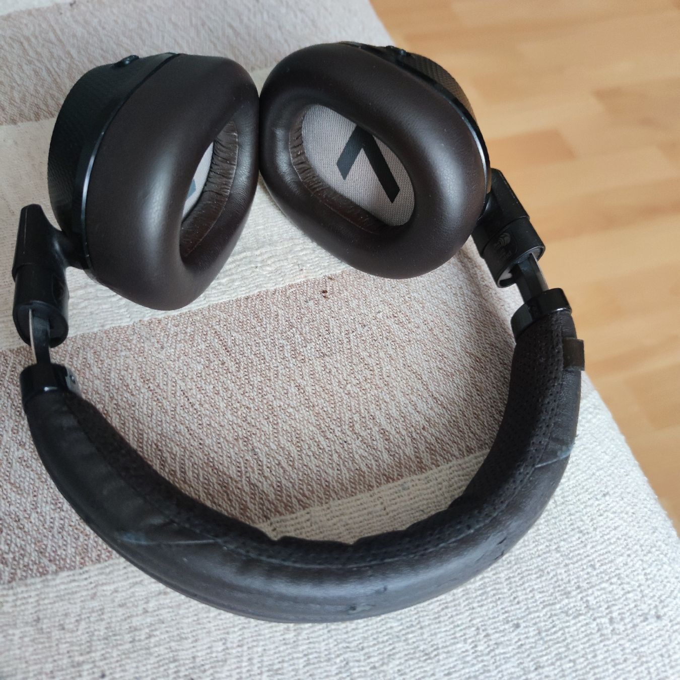 Plantronics Kopfhörer: Plantronics Back Beat Pro 2 – Gebraucht aus Meggen von Malecifent 4