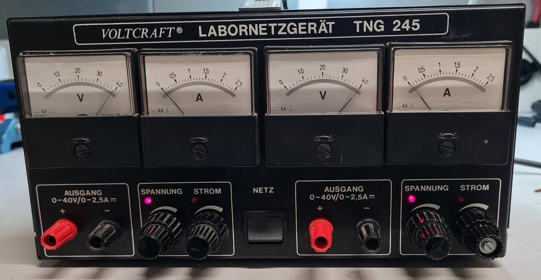 Elettrotecnica: Labornetzgerät Voltcraft 2x40V/2x2.5A Linear TNG 245, 200W – Usato da Horw venduto da Arta20000