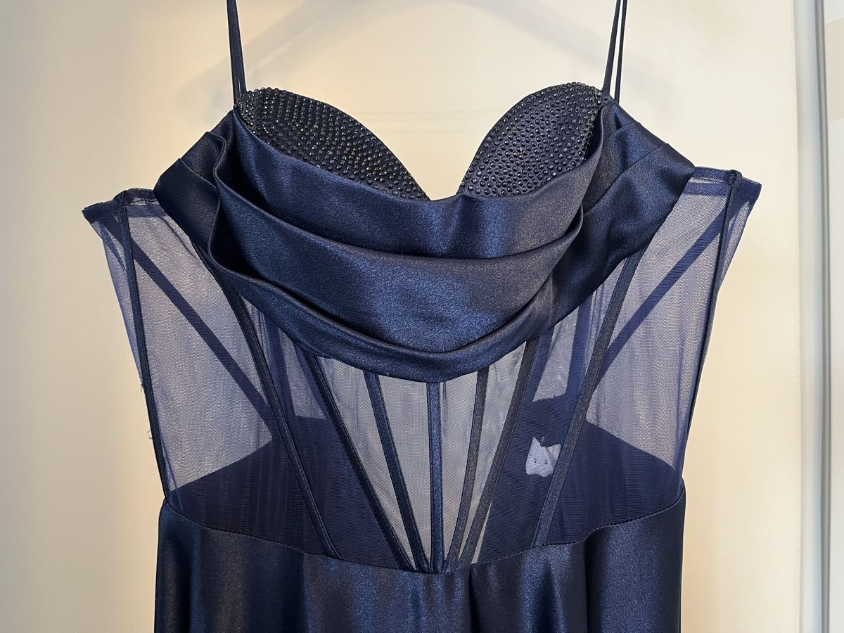 Kleider: Abendkleid – Gebraucht aus Zürich von Ellatoto