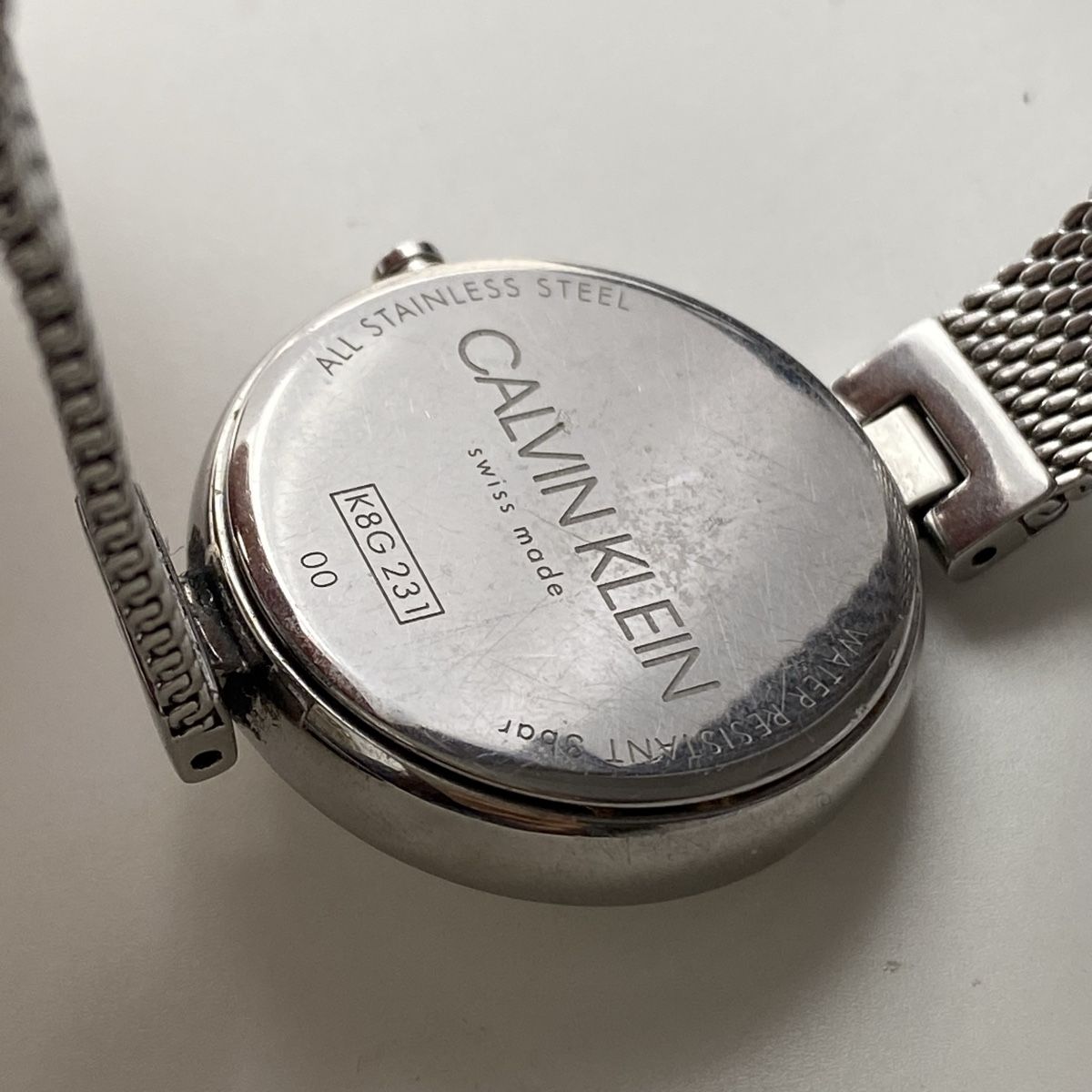 Calvin Klein Uhren: Calvin Klein Silberne Damen Armbanduhr – Neu (gemäss Beschreibung) aus Givisiez von dor_xb9k 3