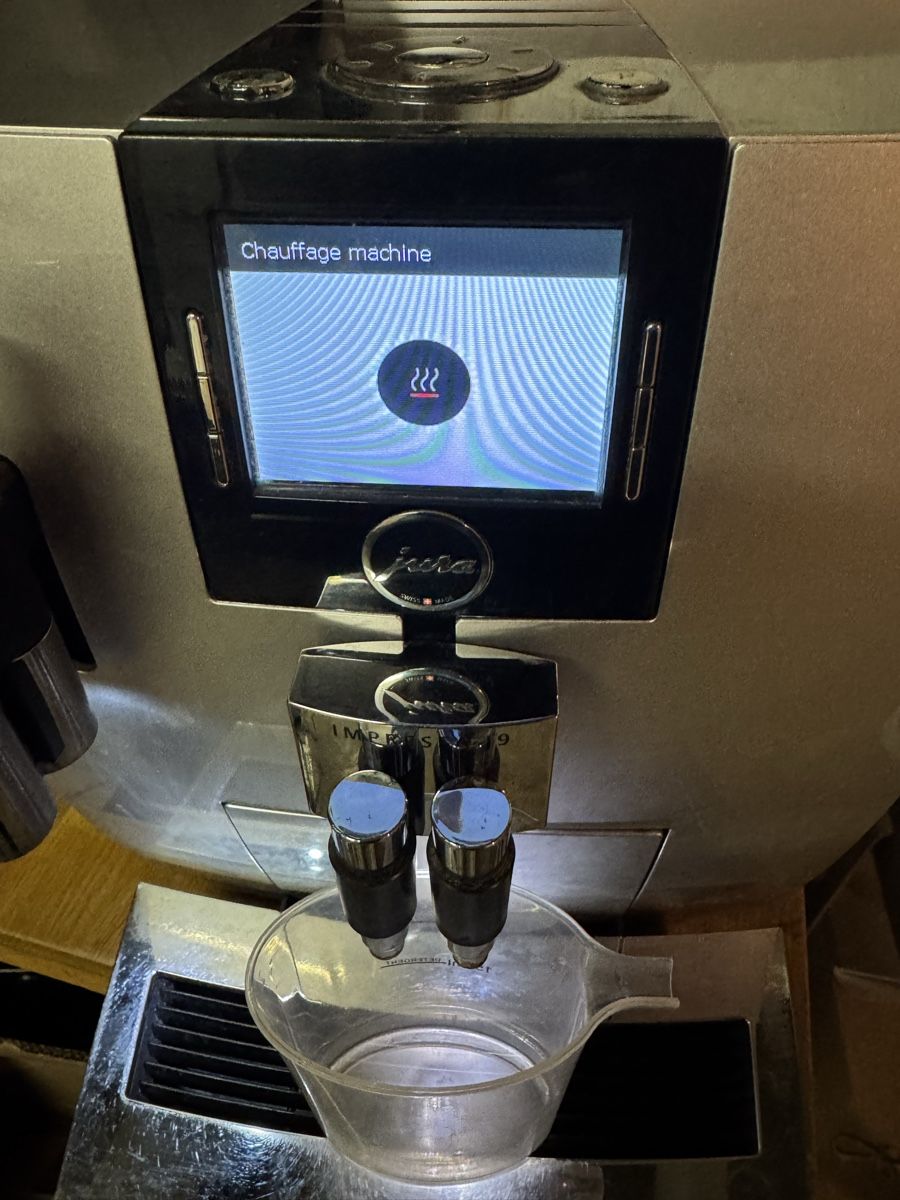 Jura Macchine per caffè & Macchine per espresso: Macchina caffè Jura Impressa J9.3 – Difettoso da Renens VD venduto da nic_7dnb 5