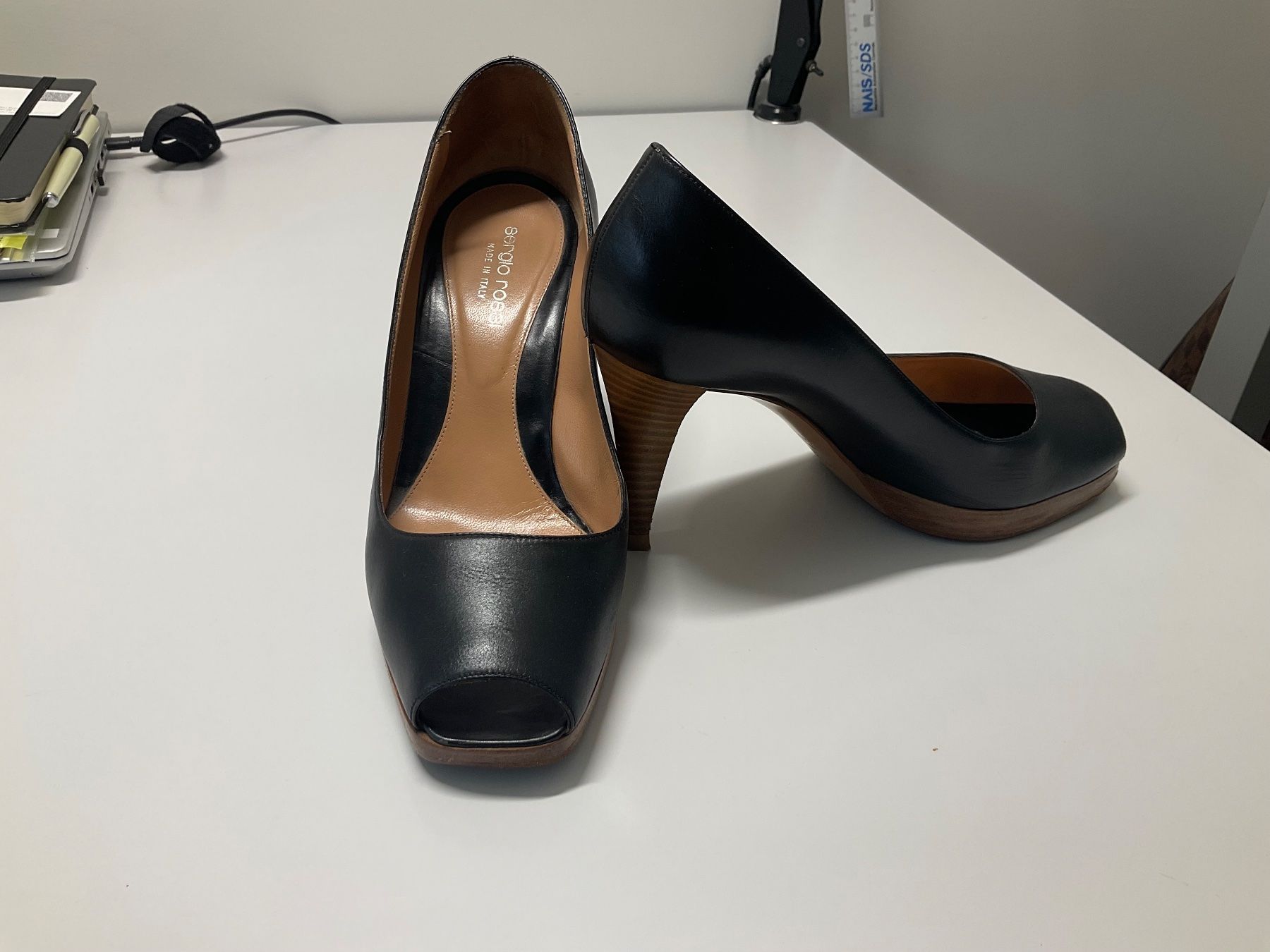 Sergio Rossi Scarpe da donna: Sergio Rossi Peep Toe Leder 38 – Usato da Wetzikon ZH venduto da coco8468 1