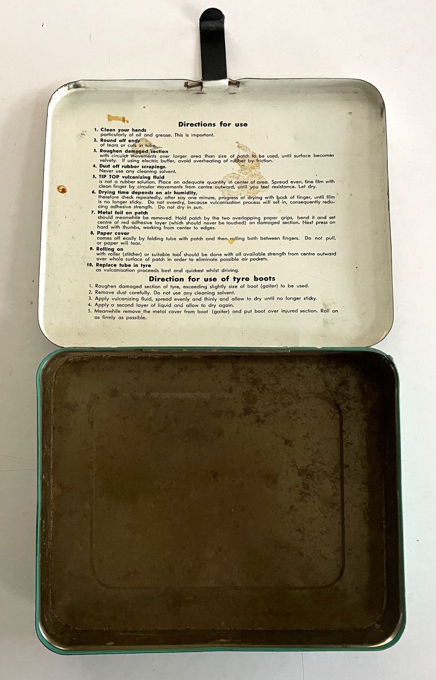 Trattori: Alte Blechdose Traktor Rema Tip Top / Ancienne boîte – Usato da Savagnier venduto da Ne2065 2