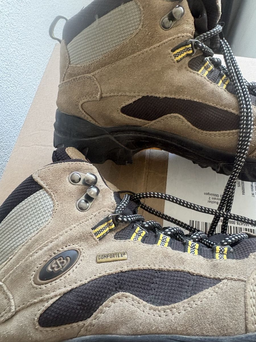 Chaussures hommes: Wanderschuhe 🥾, NP 149 CHF  – D'occasion à Obbürgen par bugi6868 1