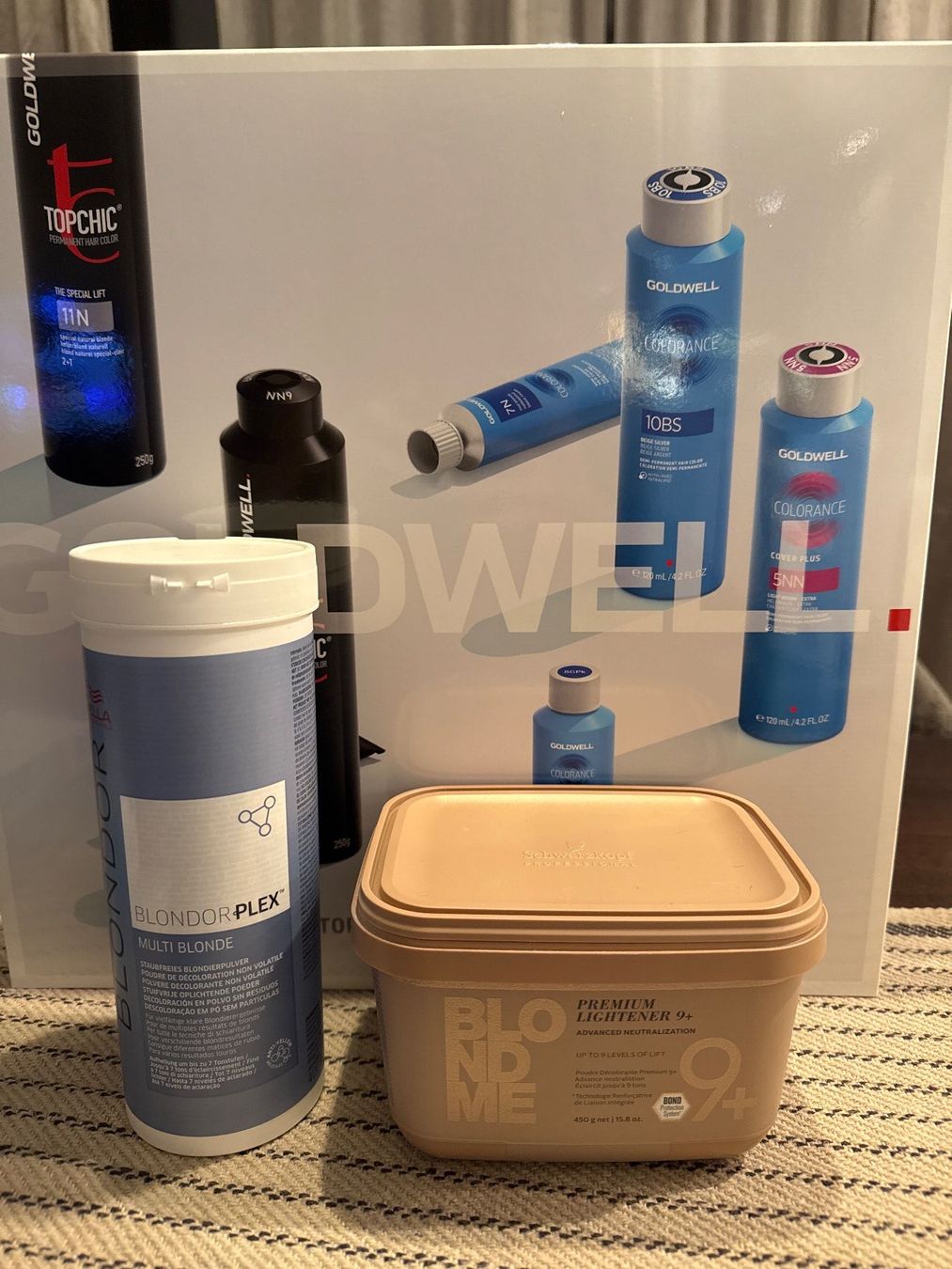 Tinte: Coiffeur Blondier Set  Goldwell / BlondMe / Framar – Usato da Baar venduto da Jjanet 2