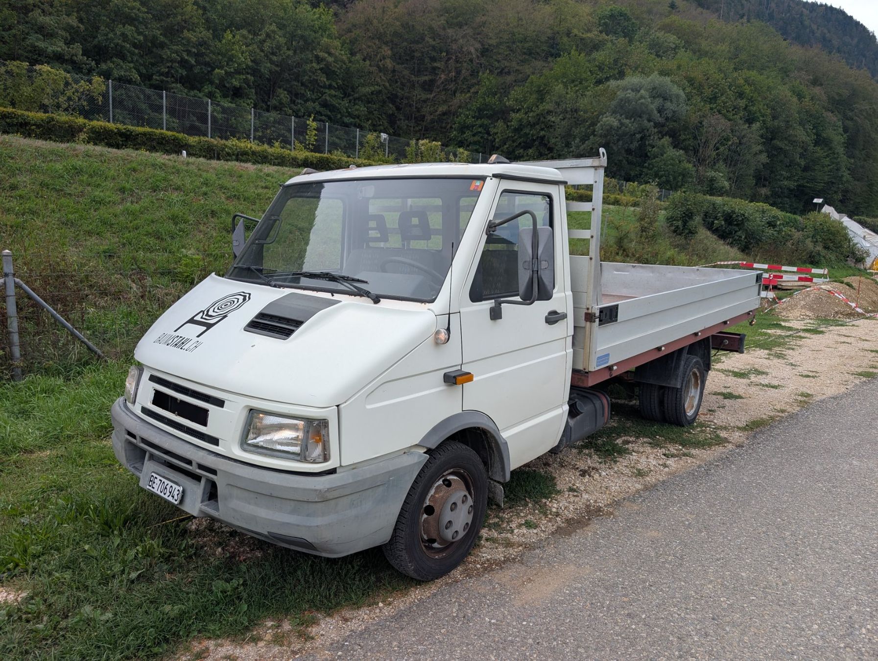 Iveco Veicoli commerciali: IVECO 35.10 TurboDaily – Usato da Biel/Bienne venduto da mrallpa