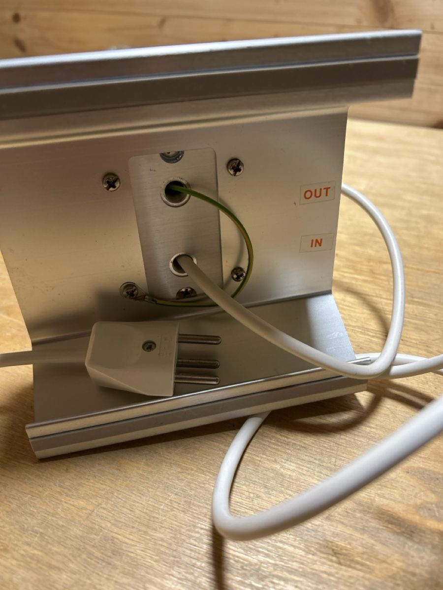Lampe de table design Thermaltake en aluminium gris (Gebraucht) in ...