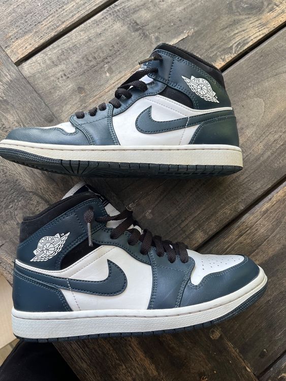 Jordan Chaussures hommes: Gut erhaltene Air Jordan Mid Sneakers, Top Zustand! – D'occasion à Kölliken par ste_p7wl 4