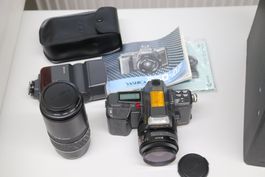 Yashica 230 AF Kamera Set mit 2 Objektiven und Blitz