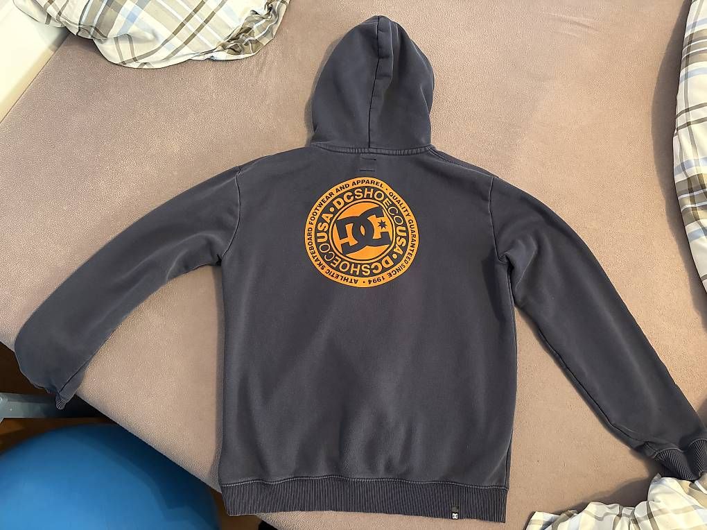 Pullover & Sweatshirts: Felpa con cerniera DCSHOECOUSA – Gebraucht aus Meride von Alain0.. 1