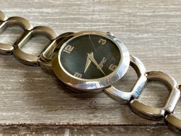 Edelstahl-Uhr von Esprit