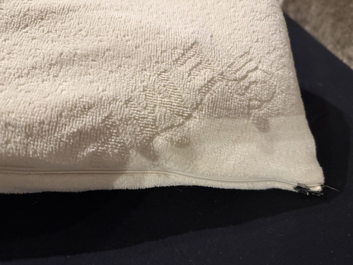 Tempur Cuscini: Tempur Kissen Neu – Nuovo e nell'imballaggio originale da Tennwil venduto da Zaylaaa 3