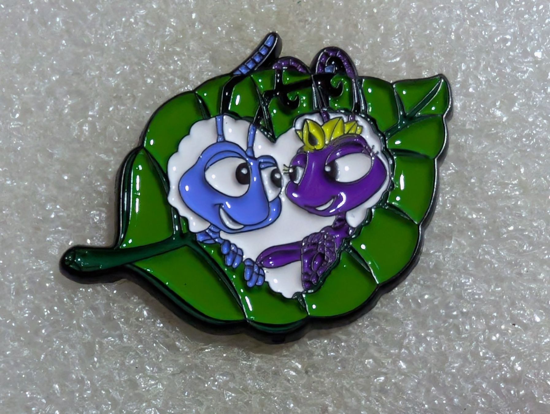 Plaketten & Abzeichen: Ansteckbutton 240: Disney – Gebraucht aus Oppligen von Pin-Fall-Shop