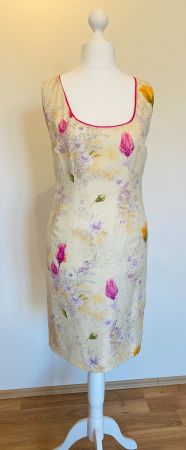 Exklusives Seidenkleid feminin, gefüttert & stilvoll Gr. 38