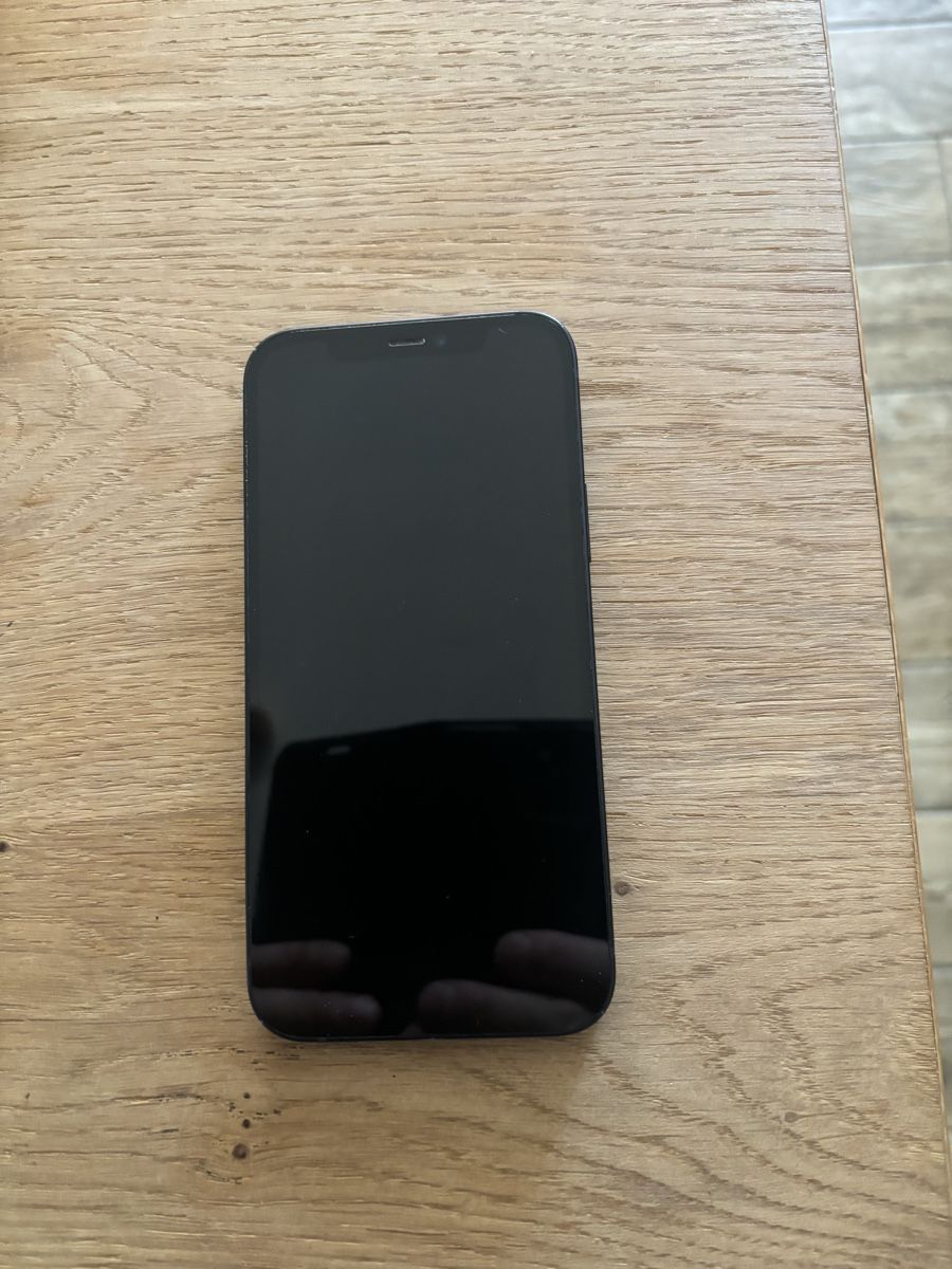 Apple Telefoni cellulari / Smartphones: Apple iPhone 12 128 GB schwarz  – Usato da Holderbank AG venduto da daniwase01 5