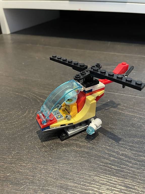 Lego Spielzeuge: Lego Feuerwehrhubschrauber 30566 – Gebraucht aus Unterengstringen von Mielita75