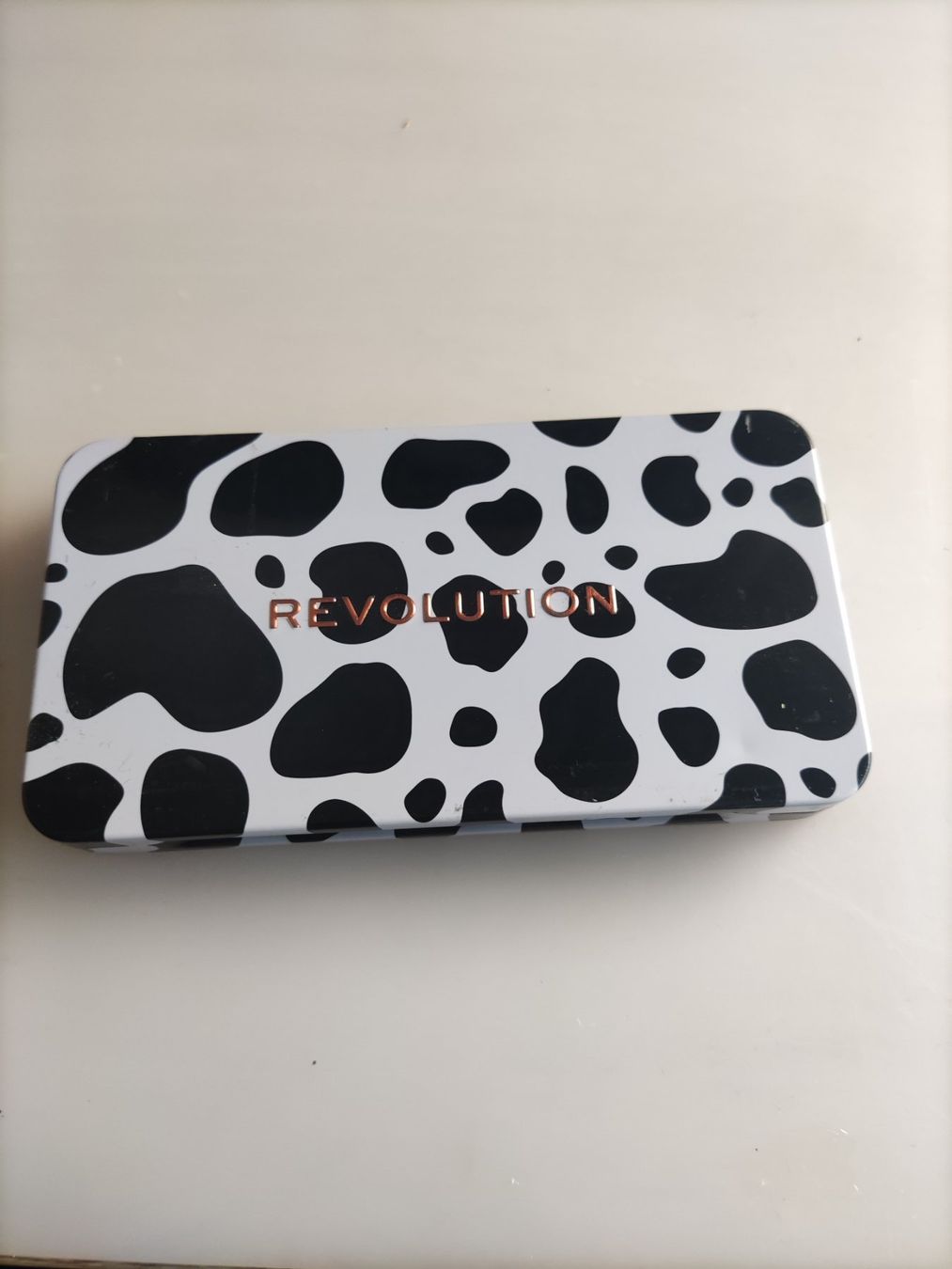 Make-up: Palette maquillage Revolution Forever Dynamic Animal Magic – Usato da Grand-Lancy venduto da Morriganne