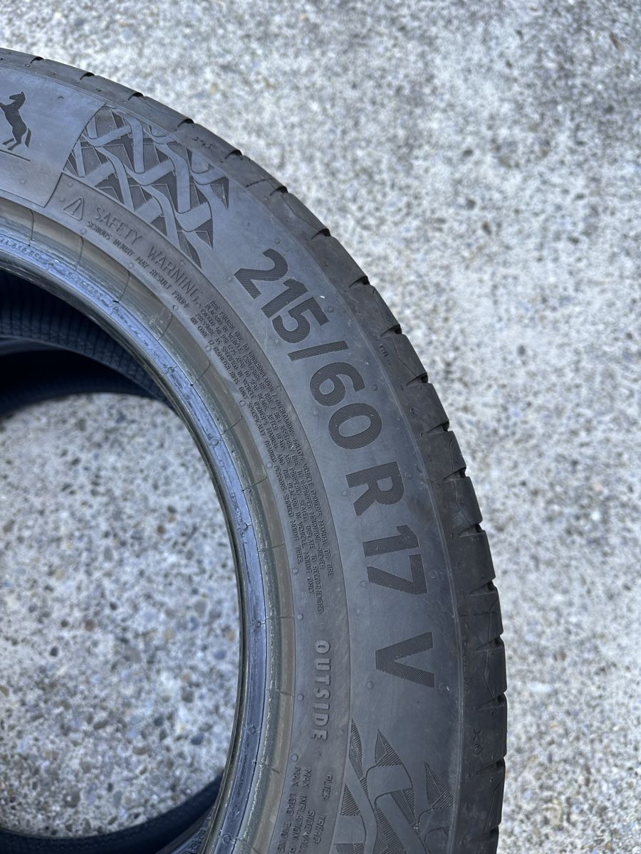 Pneus & Roues: 2 x 215 / 60 R17 Continental  – D'occasion à Bronschhofen par -BeeN- 2