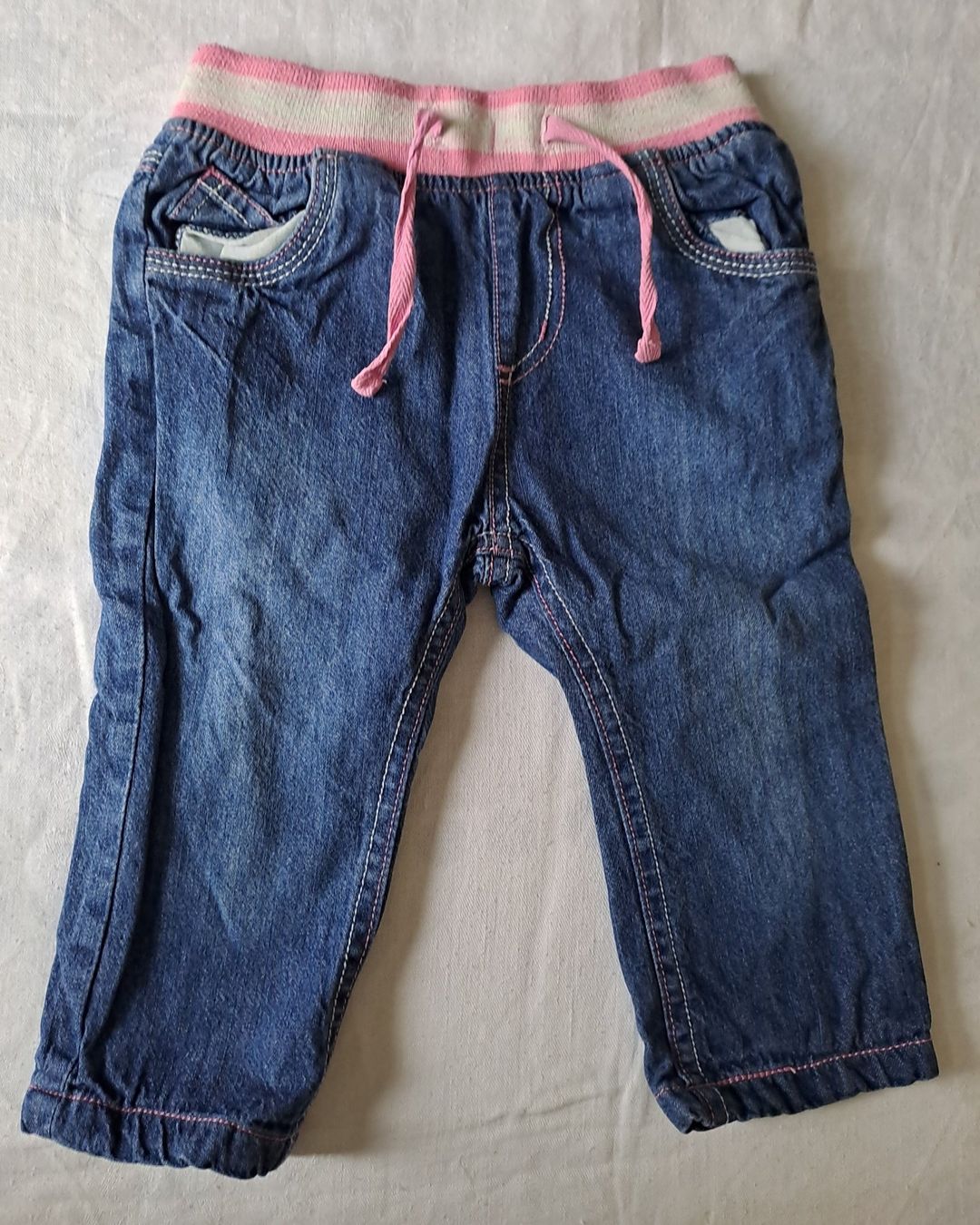 Lotti & Set di vestiti: Ensemble pull + pantalon pour fille taille 74 – Usato da Le Noirmont venduto da sportboutique 3