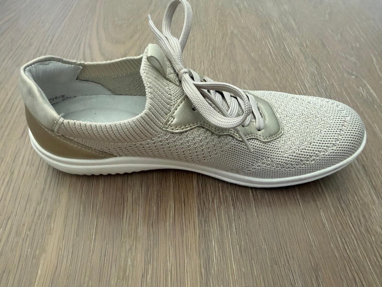 Damenschuhe: Remonte Damen Low-Top Sneaker  Gr. 39 – Gebraucht aus Nürensdorf von Mp3player 1