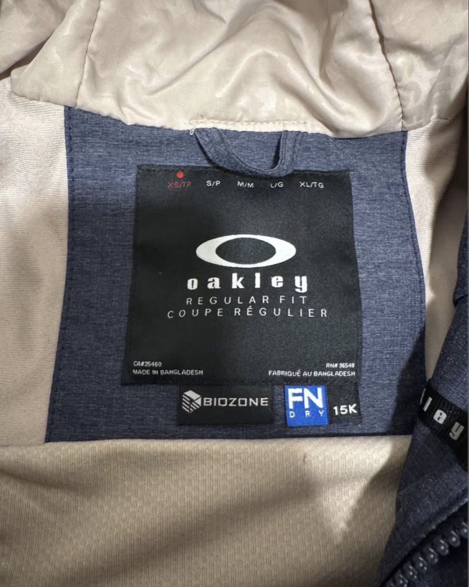 Oakley Completi & Tailleur: Oakley Damen Skianzug S/M – Usato da Märstetten venduto da hlacika88 3