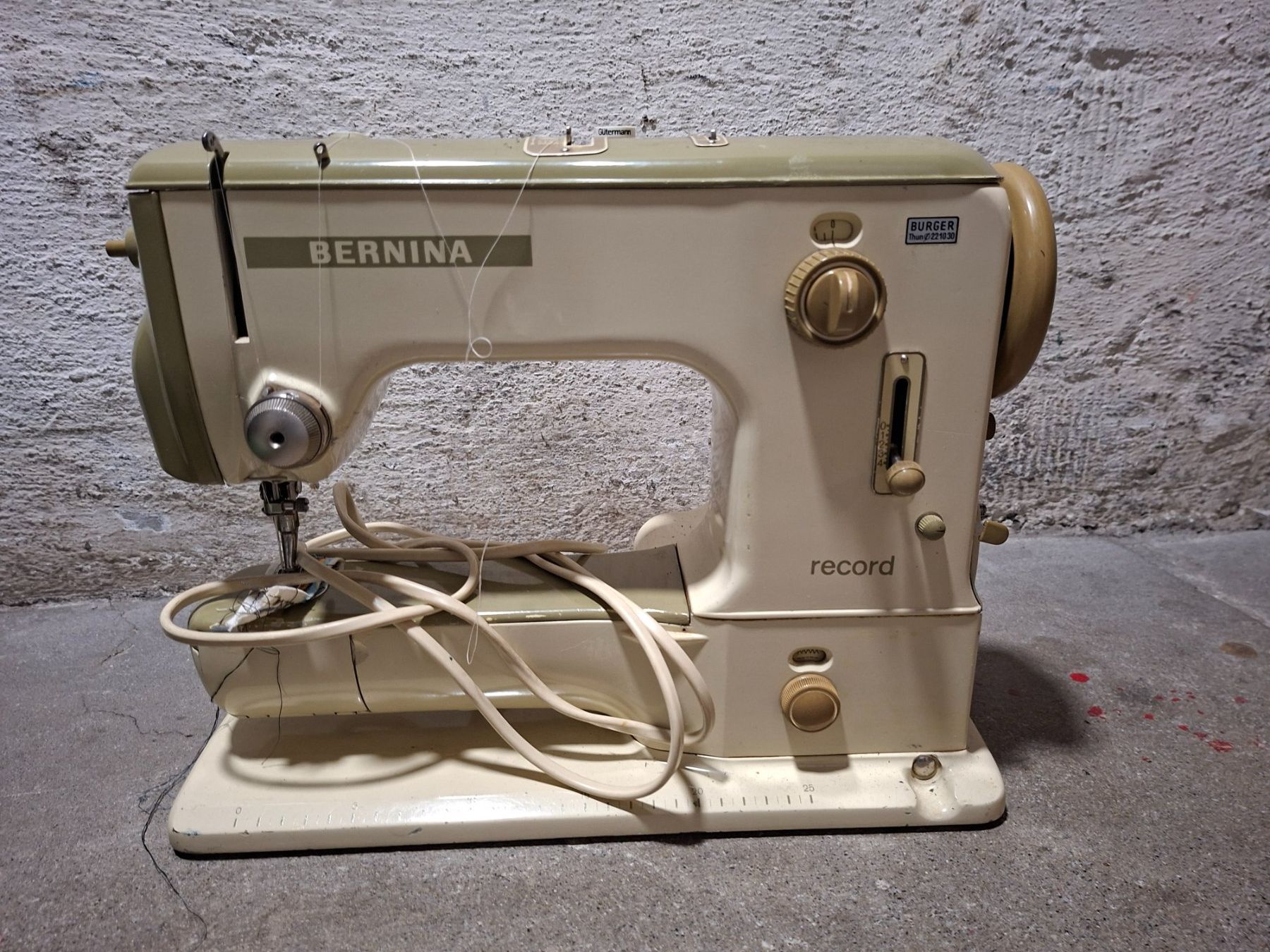 Bernina Macchine da cucire: Bernina Nähmaschine – Usato da Steffisburg venduto da locos97