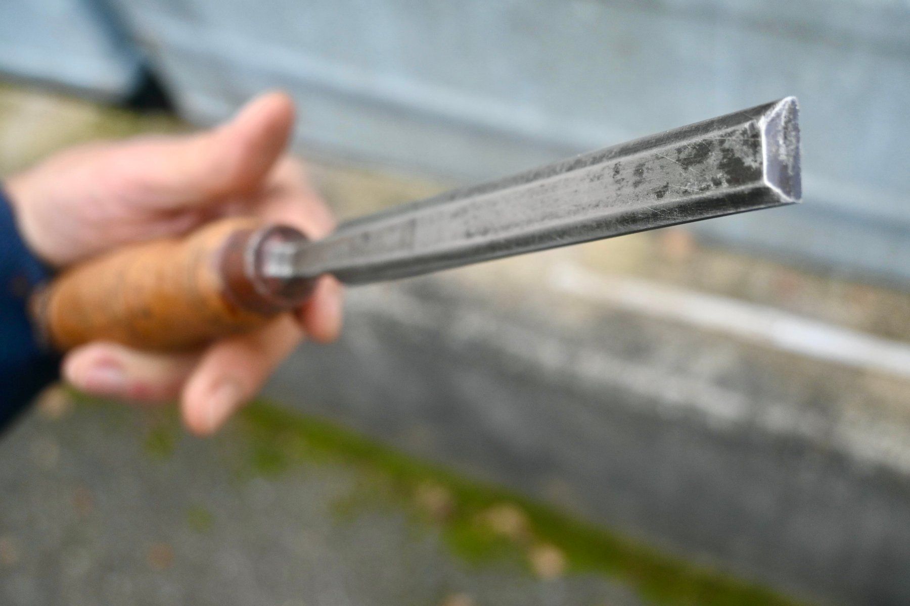 Tutti gli attrezzi: alter DELPHIN Beitel STECHBEITEL länge 25.5cm – Usato da Pfaffhausen venduto da mono_rec 5