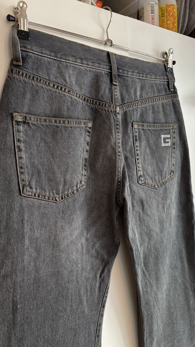 Gucci Jeans: Gucci Jeans in Grau Gr. S – Nuovo (secondo la descrizione) da Luzern venduto da luzern.secondhand 3