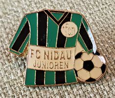 D777 - Pin Fussball Trikot FC Nidau Junioren