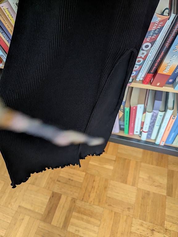 Vestiti: COS schwarzes Rippkleid S – Usato da Zürich venduto da lin_6dtc 4