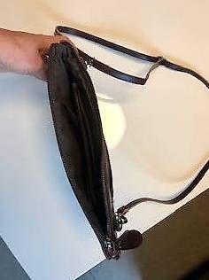 Borse da donna: Sac skull en cuir – Usato da Cheseaux-Lausanne venduto da Fannelle01 2
