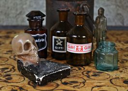 Memento Mori Aschenbecher / Schädel, Skull, Totenkopf
