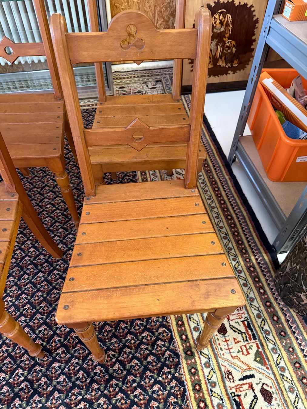 Chaises: 4 alte Holzstühle – D'occasion à Ebikon par Berku 1