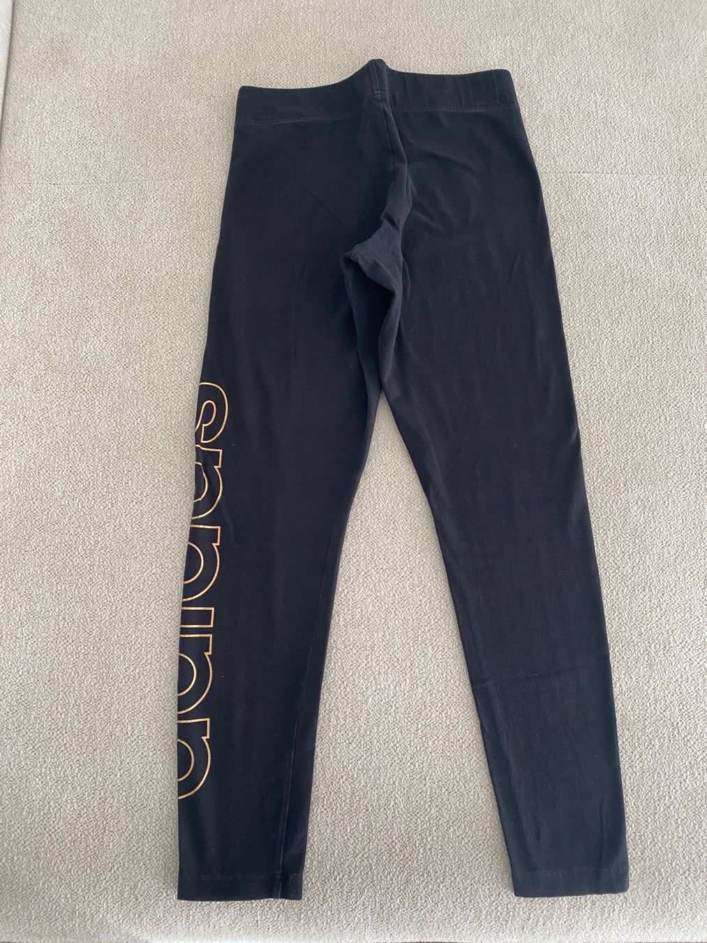 Adidas Leggings: Leggings Gr. M adidas – Gebraucht aus Winterthur von car_gn8b 1
