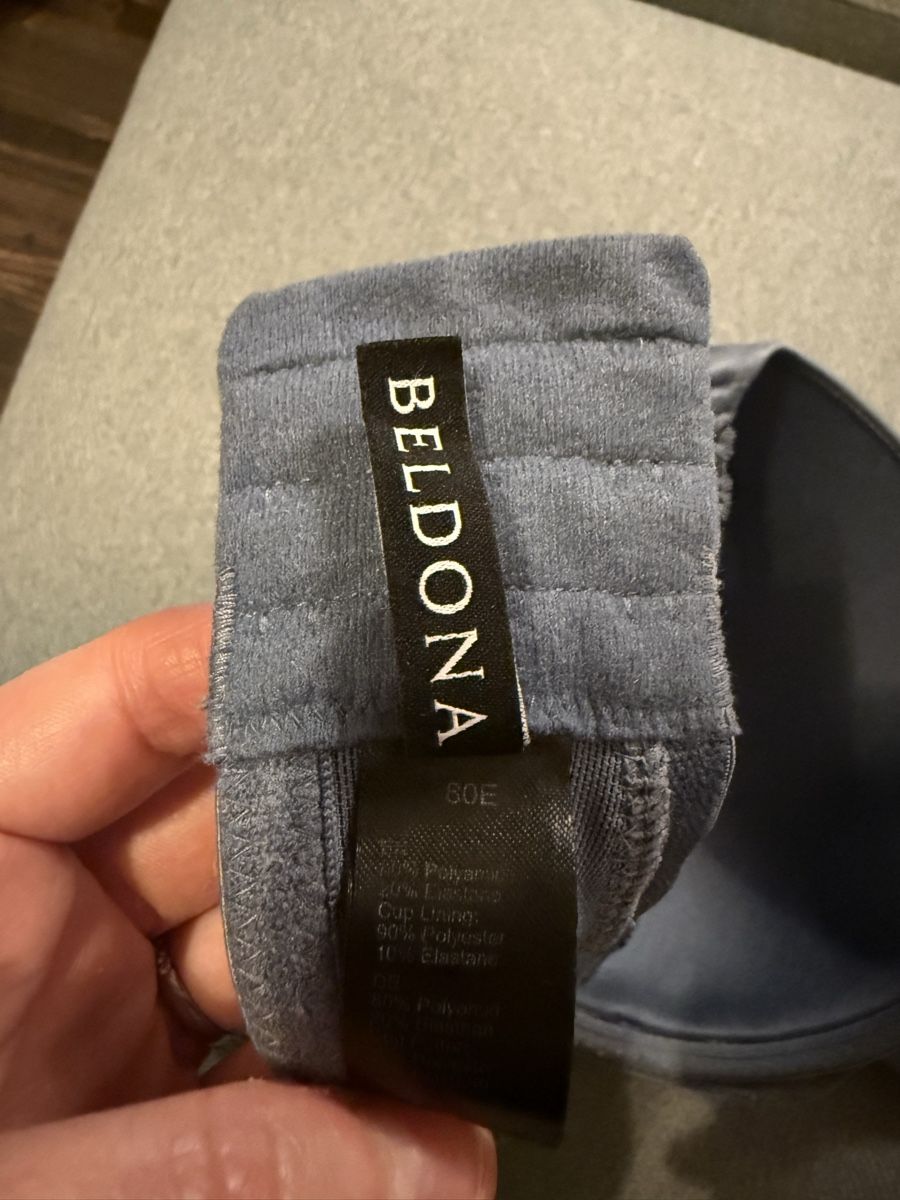 Beldona Autres dessous: BH Beldona – D'occasion à Uhwiesen par Zimtsterndli89 1