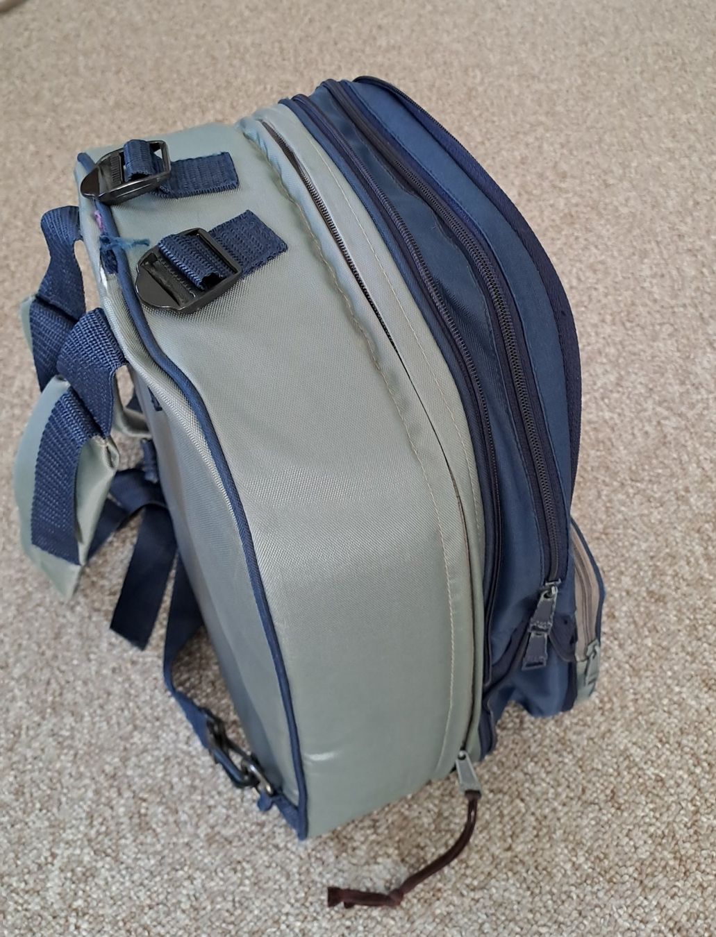 Zaini: Fotorucksack AKO – Usato da Speicherschwendi venduto da allowed-crime 1