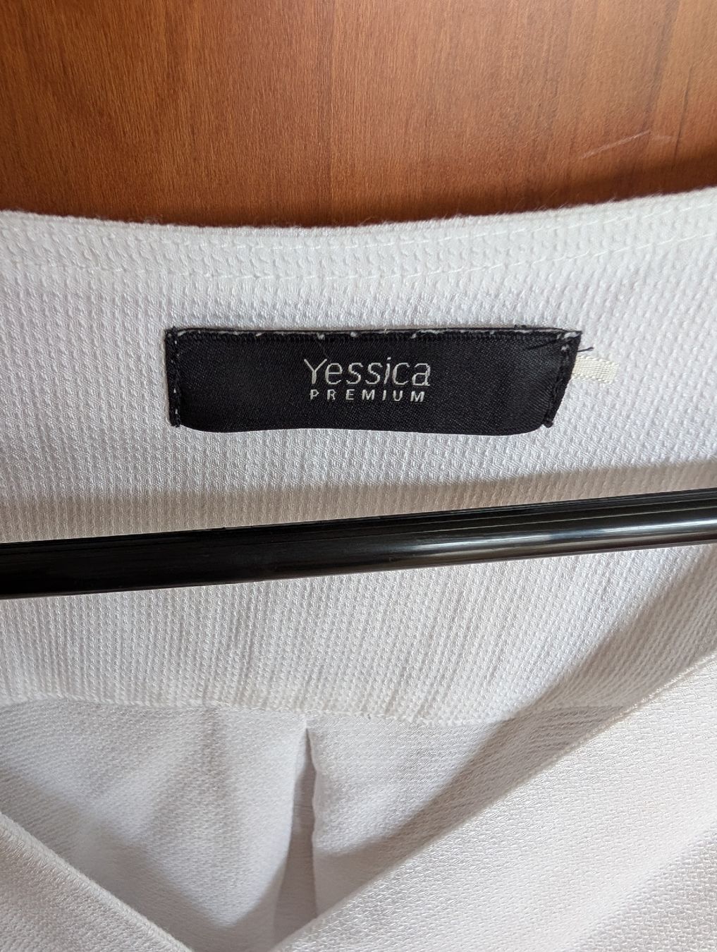C&A Blusen: C&A Yessica Premium Bluse, weiss, Gr. 44 – Gebraucht aus Wädenswil von coconut1289 1