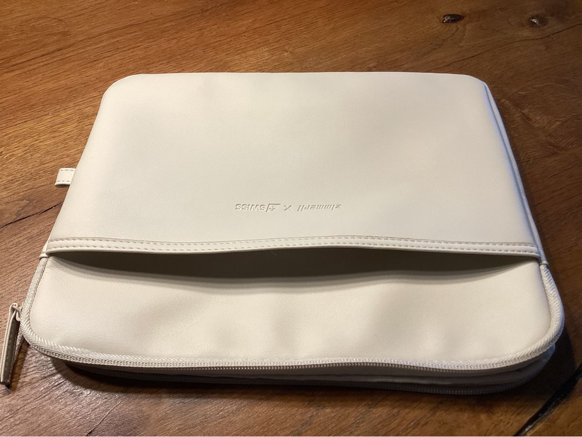 Covers & Taschen: Schutzhülle / Etui für Tablet NEU – Neu (gemäss Beschreibung) aus Buchberg von LA4EEE