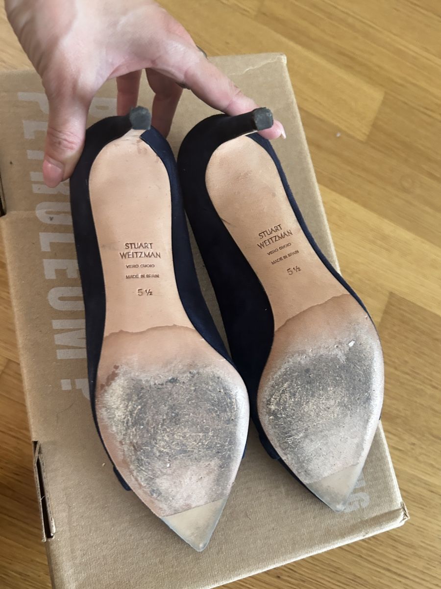Stuart Weitzman Damenschuhe: Stuart Weitzman Navy Suede Bow Pumps Size 5.5 Used – Gebraucht aus Zug von day_9ph6 3