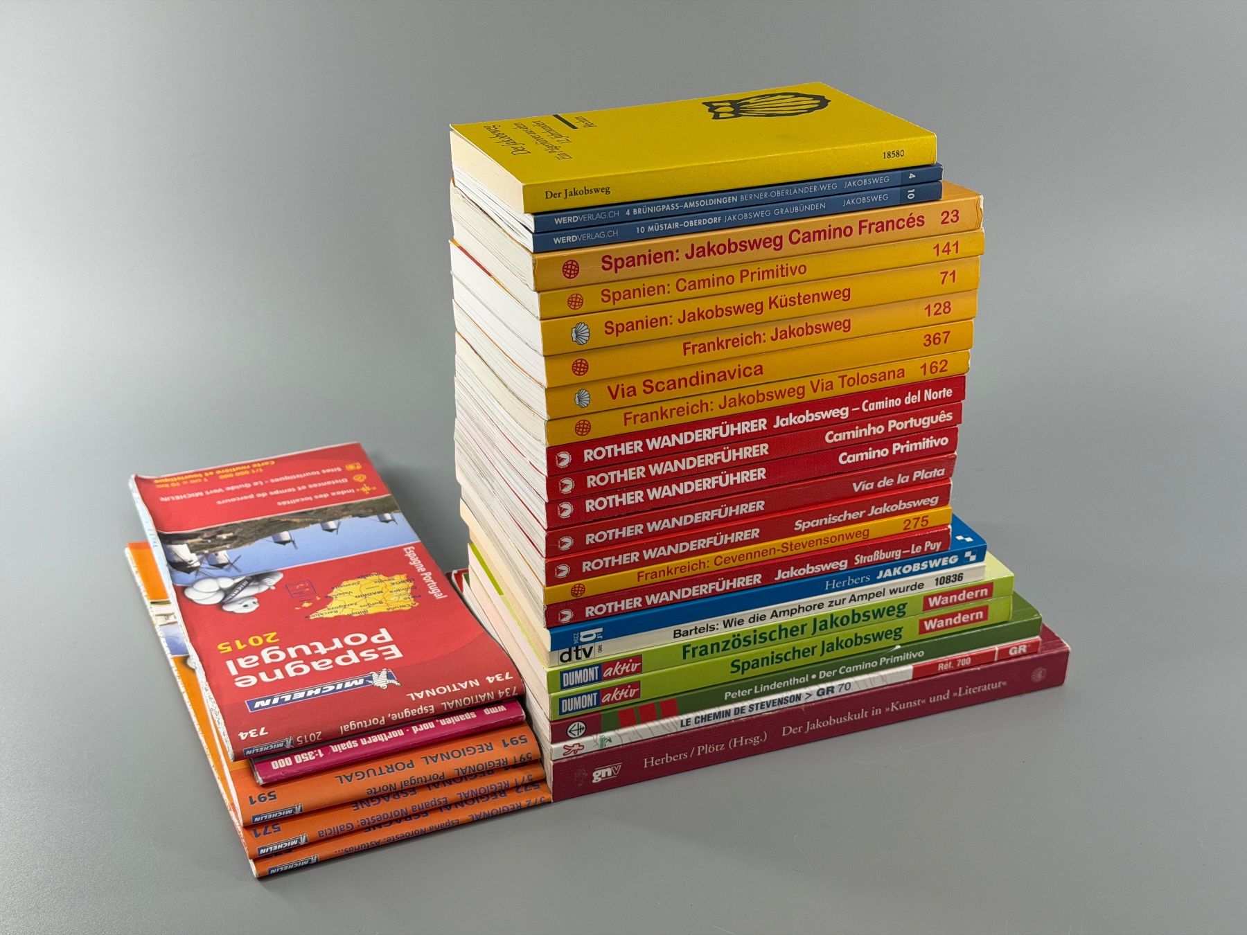 Libri: Jakobsweg Wanderführer-Set: Top Zustand – Usato da Sennhof venduto da Johnbest 1