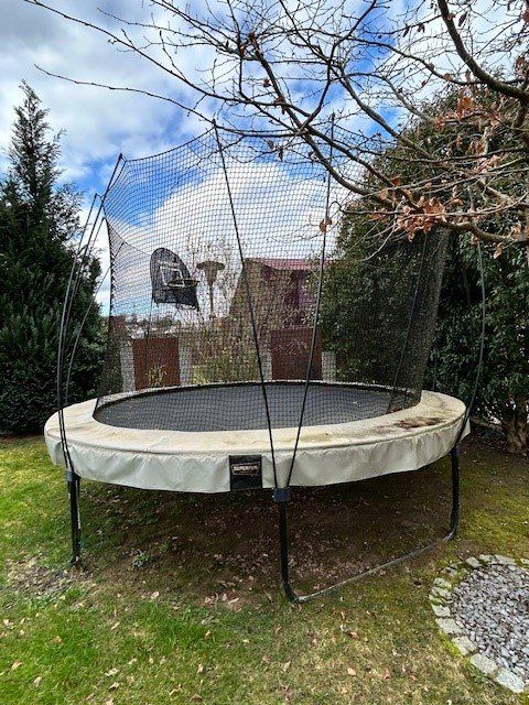 Trampolini: Trampolin Superfun / 4.2 Meter Durchmesser – Usato da Weiach venduto da Wikingnoldi