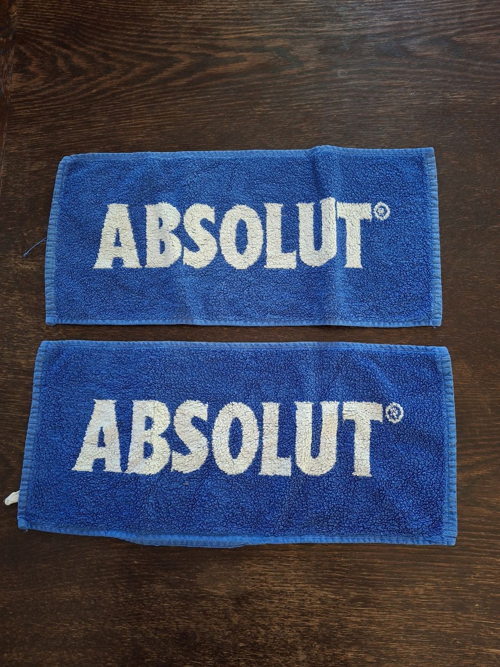 Bettwäsche: 2 Absolut Original Bartücher – Gebraucht aus Môtier (Vully) von Champperbou