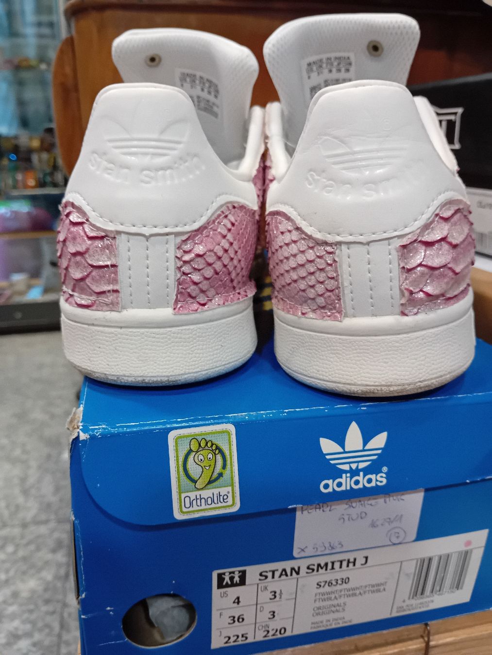 Adidas Scarpe da donna: Adidas Stan Smith Rosa Pitone e Borchie Taglia 36 – Usato da Biasca venduto da Old_6blh 6