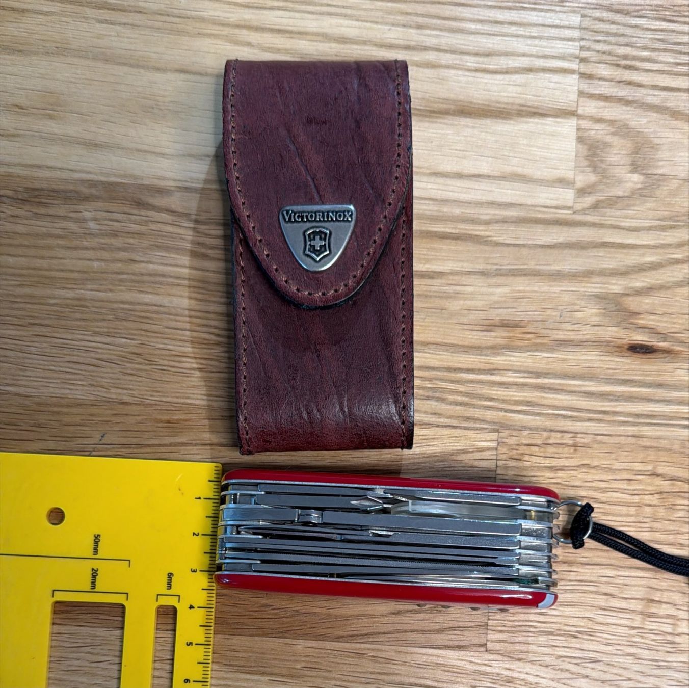 Victorinox Coltelli tascabile: VICTORINOX SACKMESSER MIT ETUI – Nuovo (secondo la descrizione) da Zürich venduto da Frei-Occasionen 8