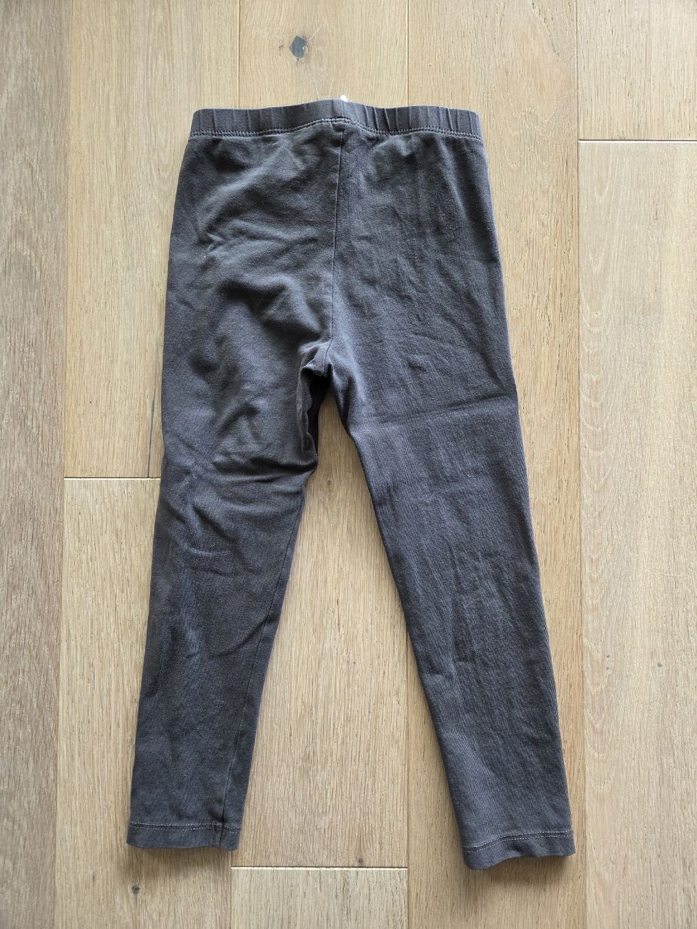 H&M Strümpfe & Strumpfhosen: H&M Leggings Dunkel Grau Gr. 104 – Gebraucht aus Hinwil von Jessica13 1