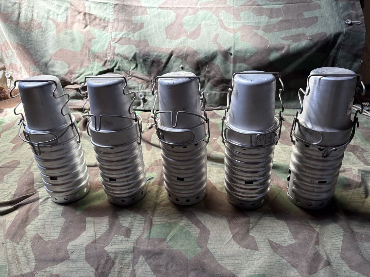 Schweizer Armee Attrezzatura & Pezzi di ricambio: Schweizer Armee Borde-Flaschenkocher 5 Stück – Usato da Wil ZH venduto da El_Bicho 4