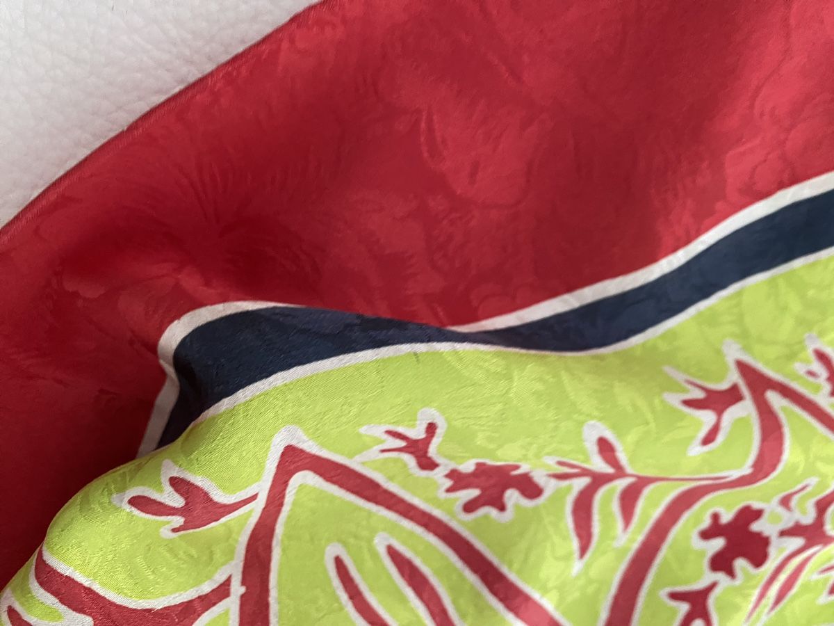 Foulard & Sciarpe: Seiden Schal 🌸 – Usato da Opfikon venduto da Luis144 7