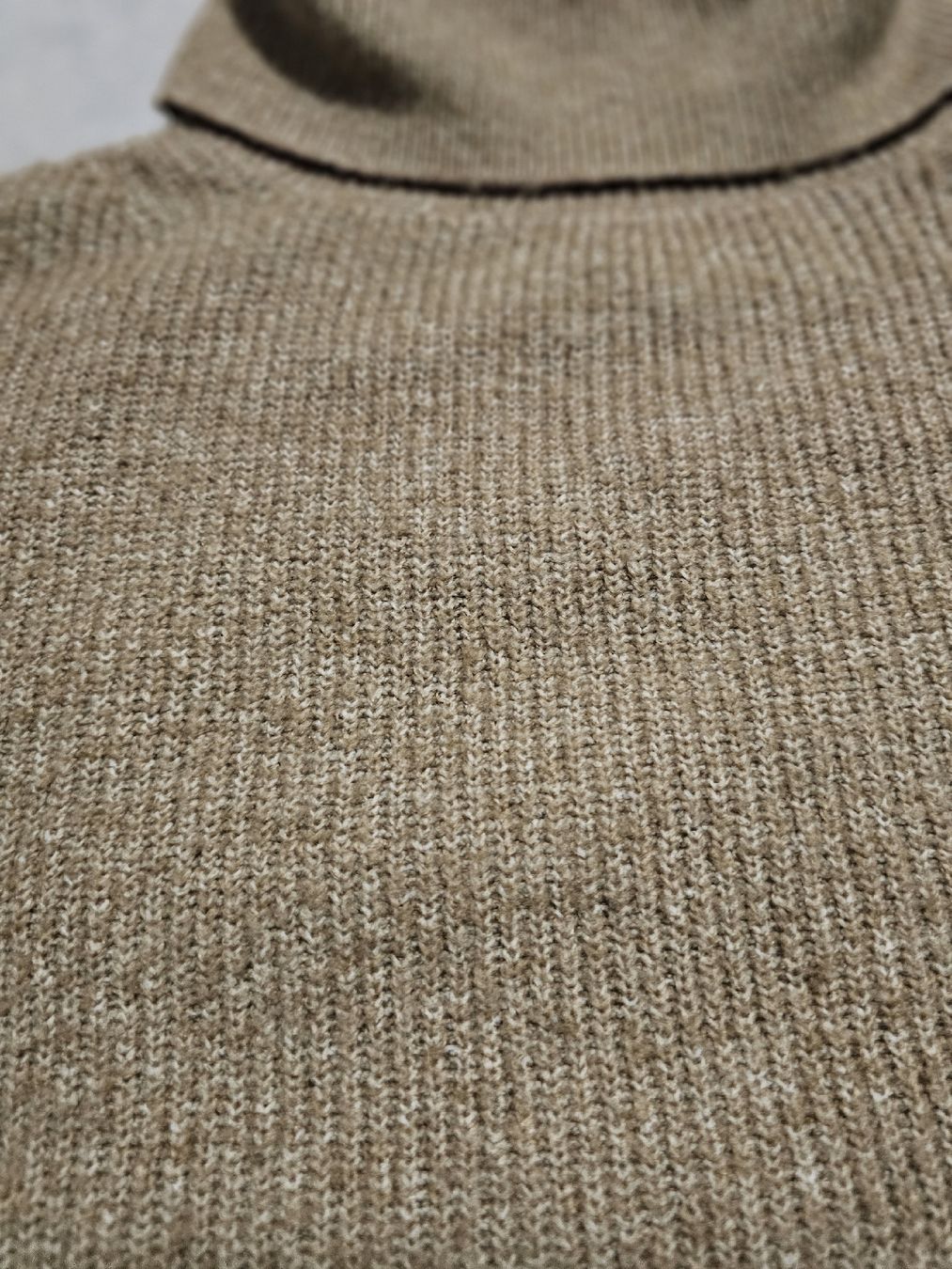 Maglioni & Felpe: Pull chaud taille L – Usato da Sornetan venduto da T.a333 1