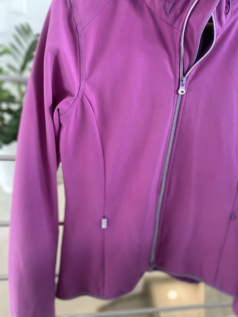 Giacche: ThinkPink Softshell Damen M – Usato da Birrwil venduto da Bendegriz 1